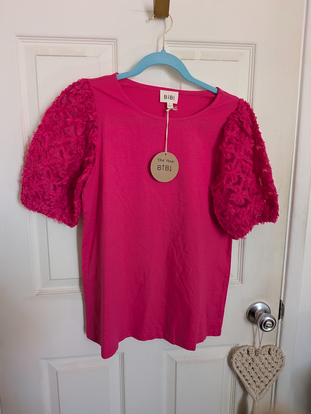 BiBi Fuchsia Puff-Sleeve Women's Top